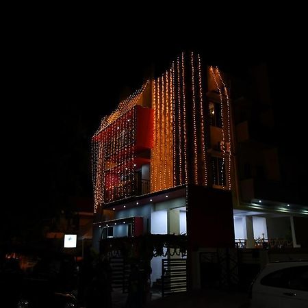 Varsha Enclave- Trinity House Aparthotel Mysore Esterno foto