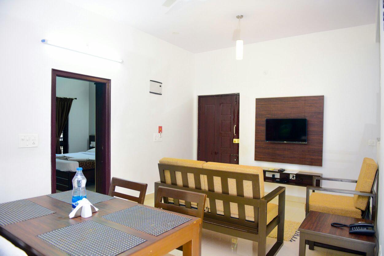 Varsha Enclave- Trinity House Aparthotel Mysore Esterno foto