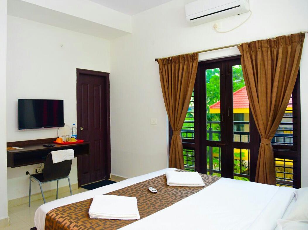 Varsha Enclave- Trinity House Aparthotel Mysore Esterno foto